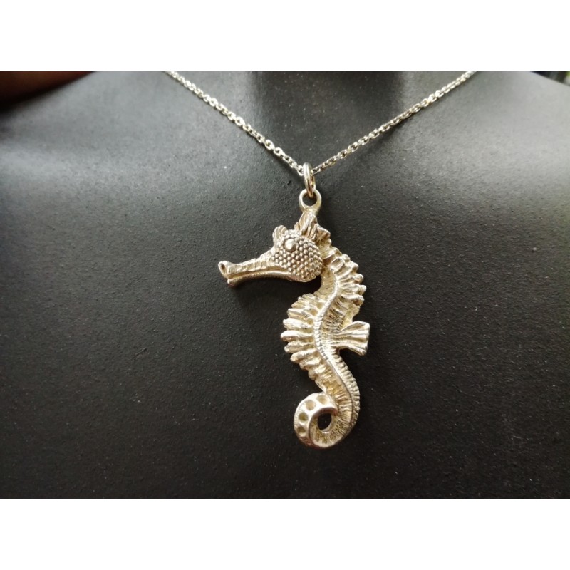 Seahorse Pendant (large) silver Seahorse Pendant (large) silver
