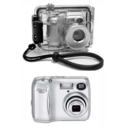 NIKON Set Camera Nikon Coolpix 3200 + housing CP3N 40 m divers.cz