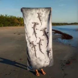 SAND-FREE quick-drying towel