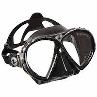Masks, diving goggles